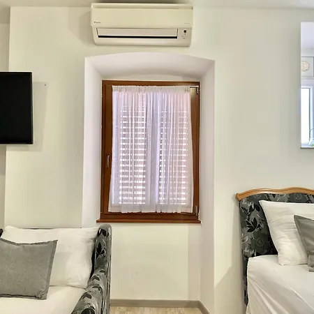 Hotel Kelly's 3*